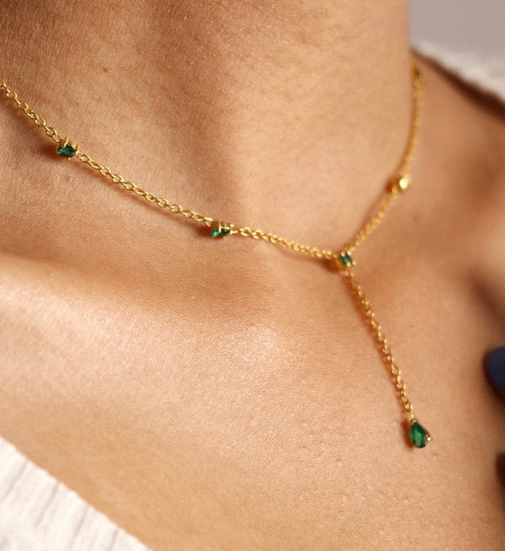 Ahsaas Channa In Emerald Lariat Necklace