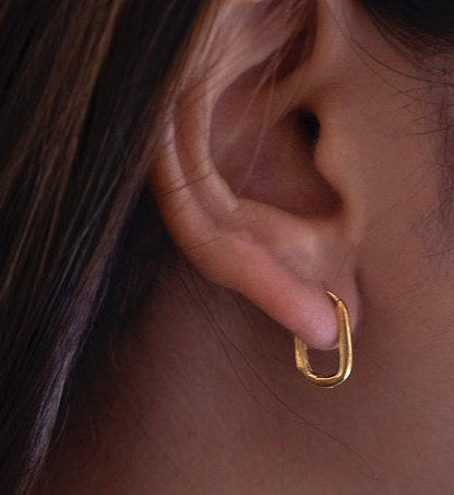 Oval Huggie Earring