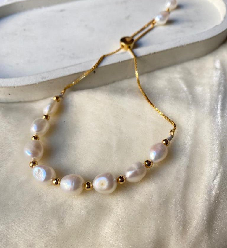 Cove Pearl Bracelet