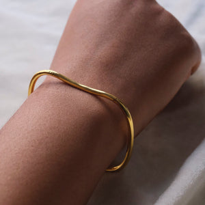 Cosset Bangle