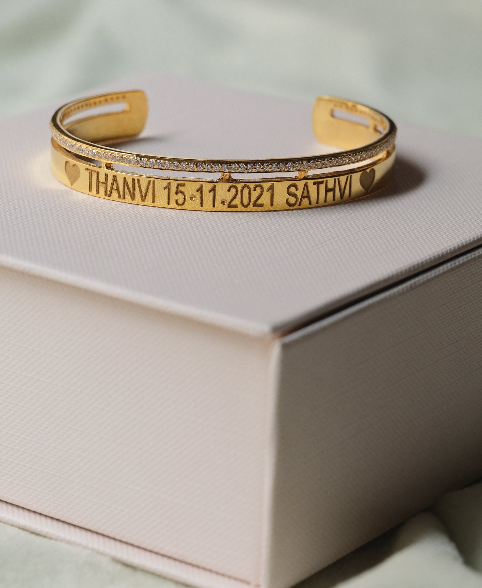 Engrave Diamond Cuff-Bracelets-Anushka Jain Jewellery