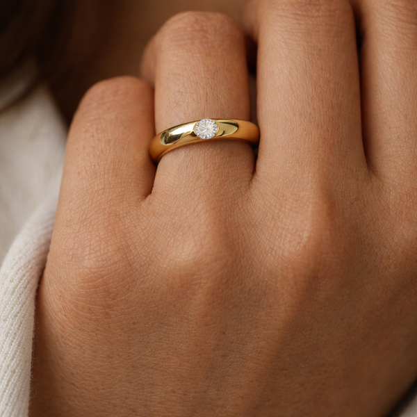 Engrave Diamond Ring-Rings-Anushka Jain Jewellery