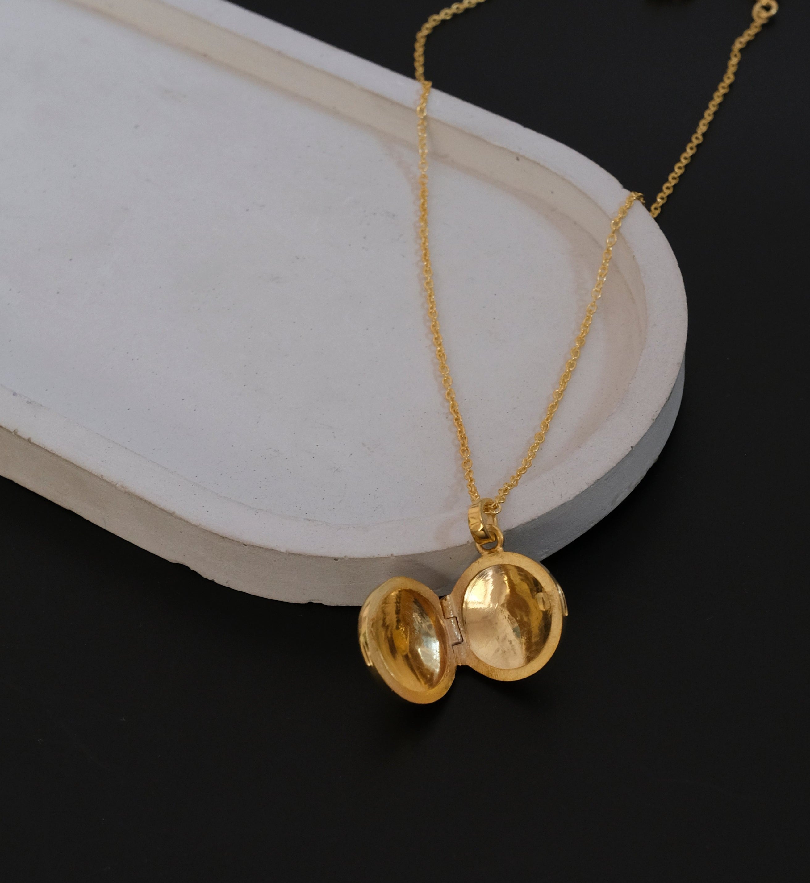 Initial Picture Locket Necklace-Lockets-Anushka Jain Jewellery