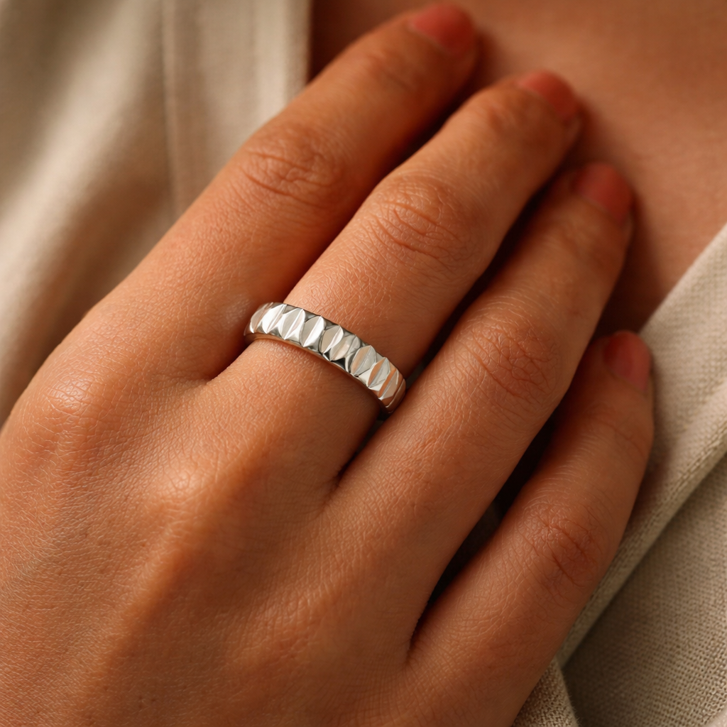 Kouture Mound Ring-Rings-Anushka Jain Jewellery