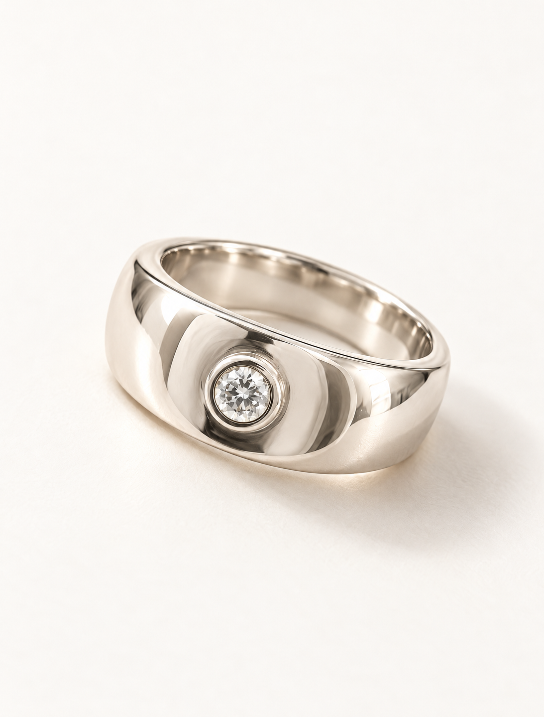 Luna Signet Ring