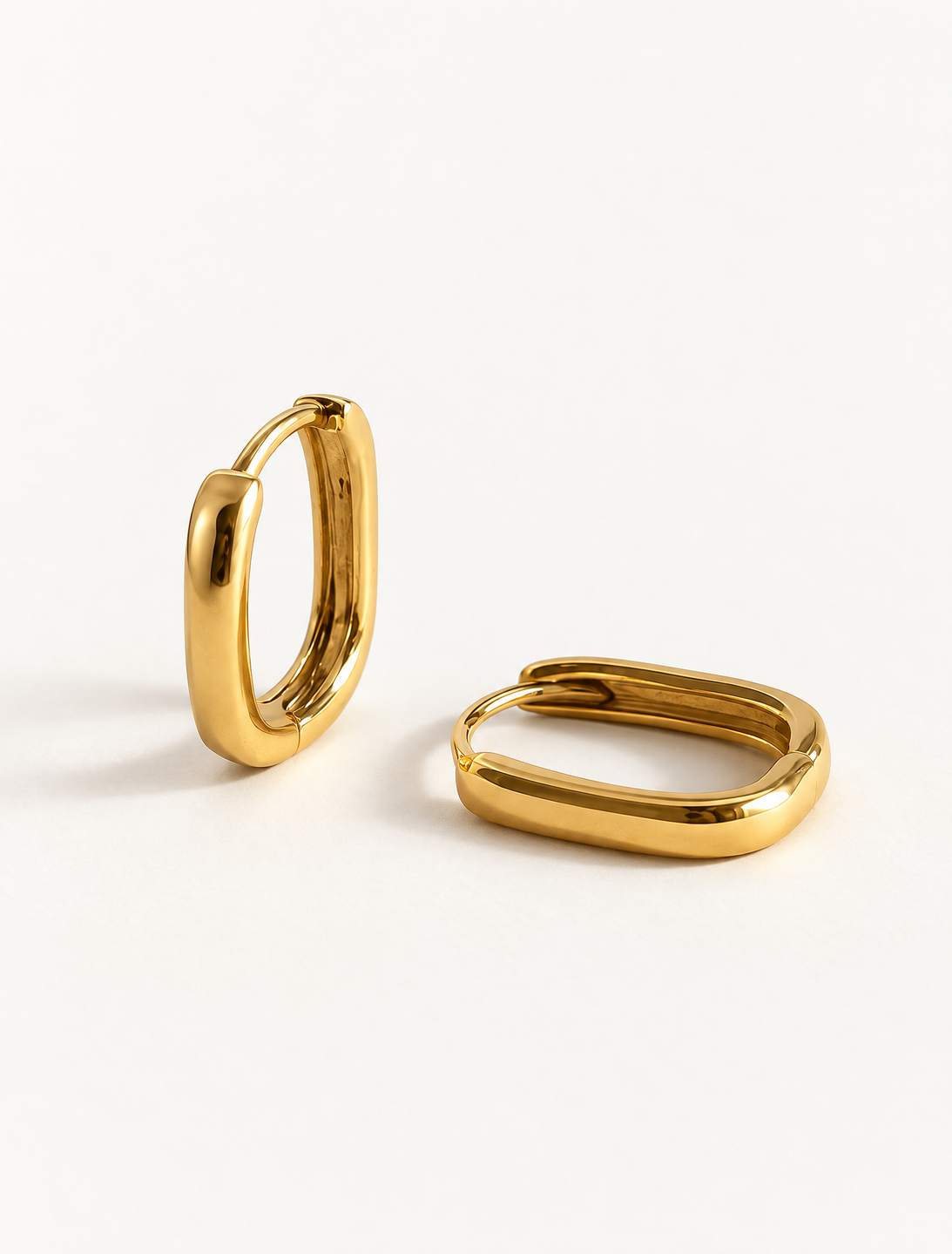 Oval Huggie Earring