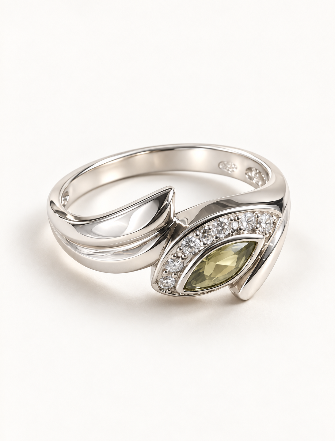 Peridot Marquise Eye Ring