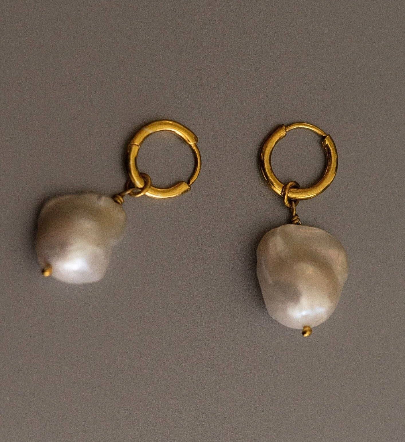 Perle Baroque Hoops-Huggie-Anushka Jain Jewellery