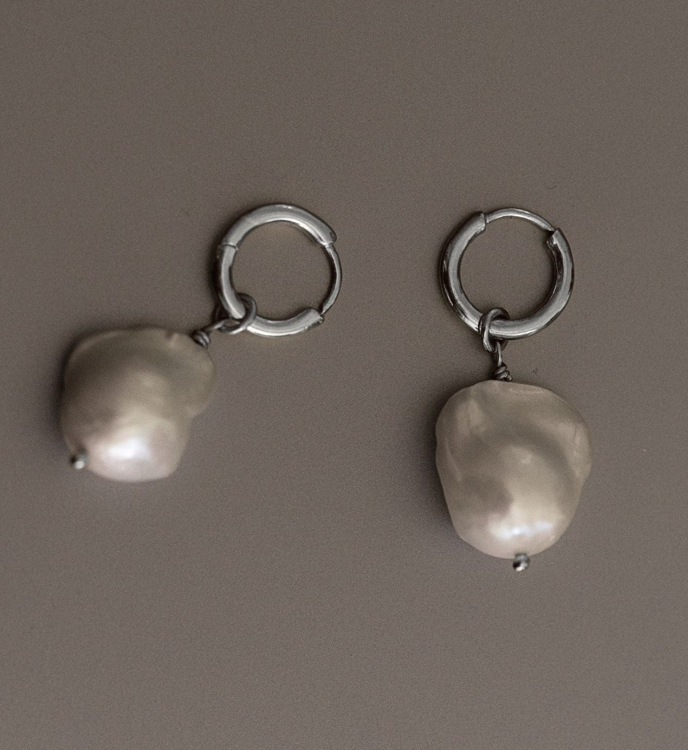 Perle Baroque Hoops-Huggie-Anushka Jain Jewellery