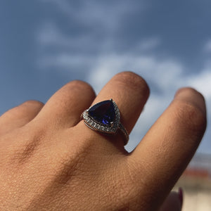 Tanzanite Engagement Ring White Gold