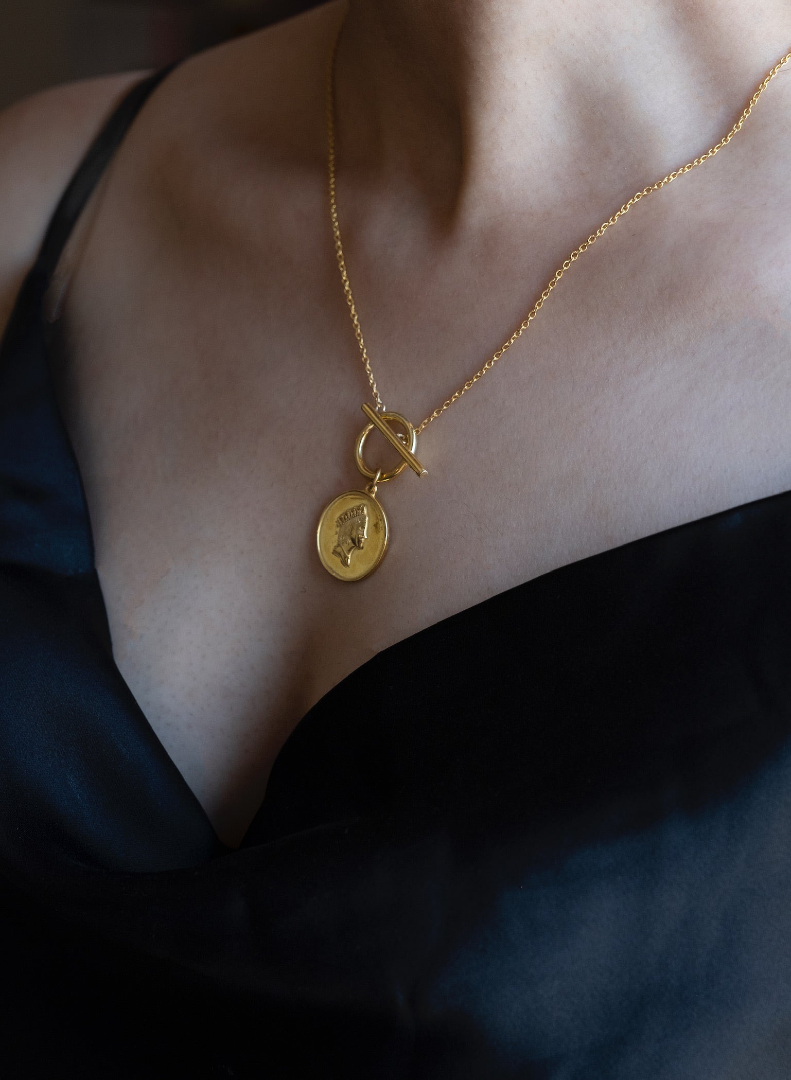 Queen T Bar Necklace-Anushka Jain Jewellery