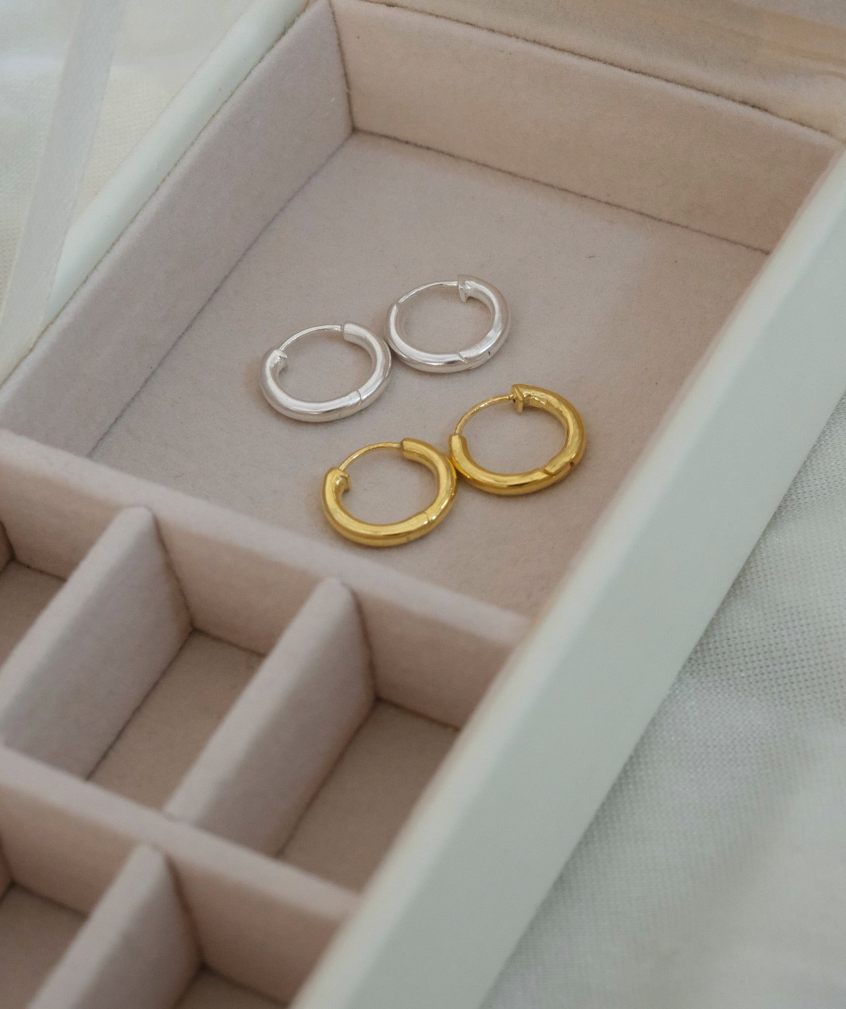 Small Hoops-Hoops-Anushka Jain Jewellery