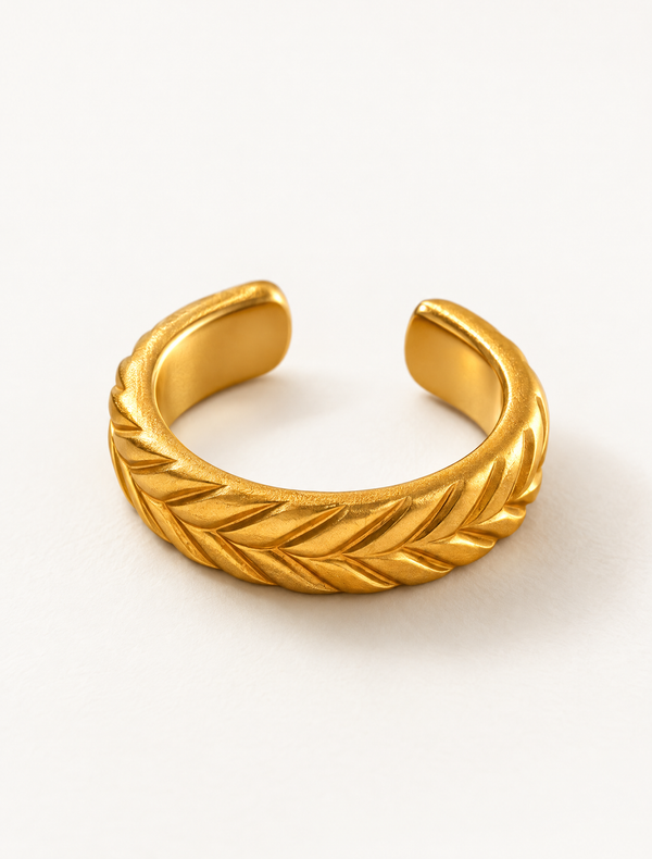 Solid Leaf Ear Cuff