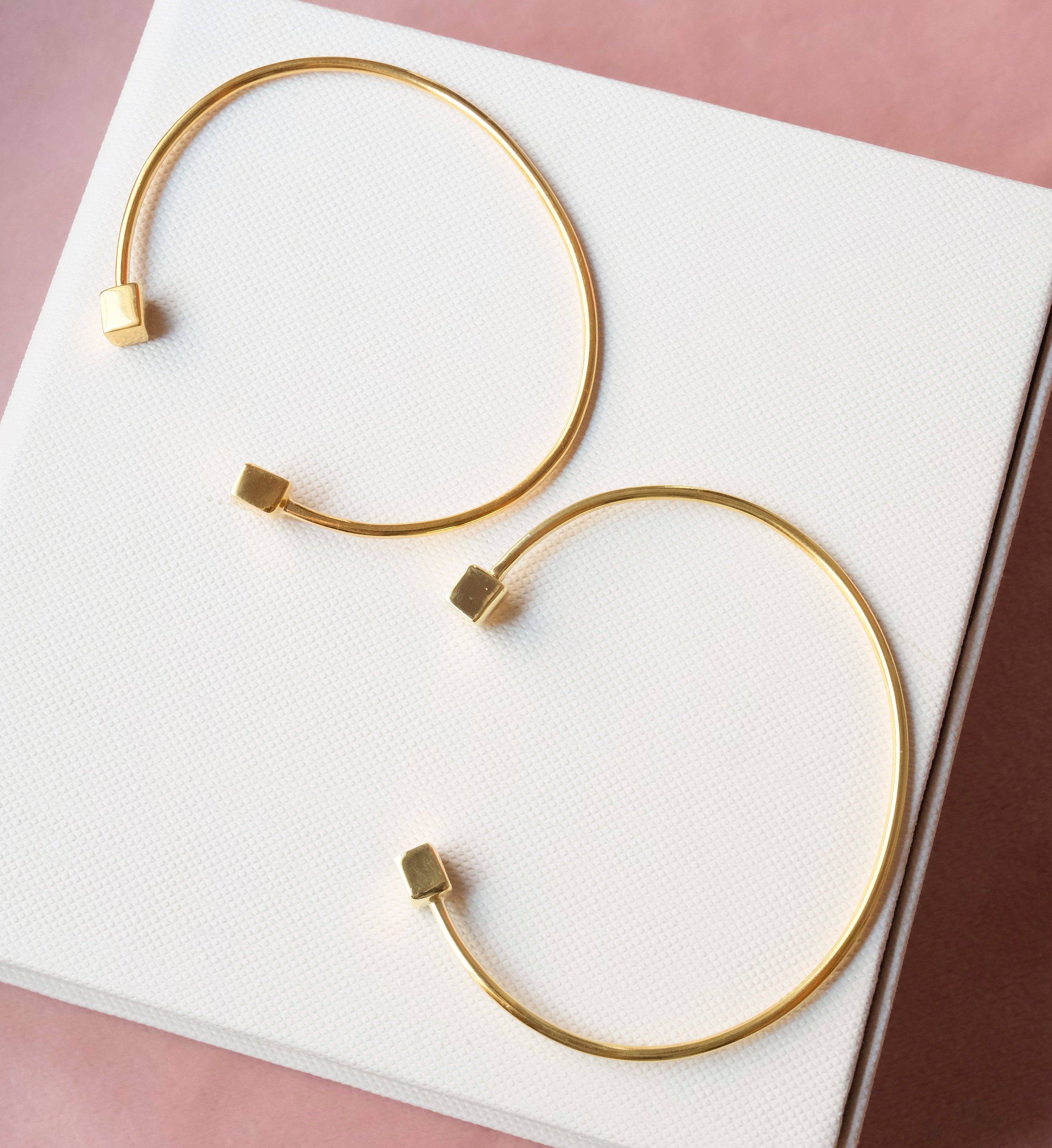 Thin bracelets-Bracelets-Anushka Jain Jewellery