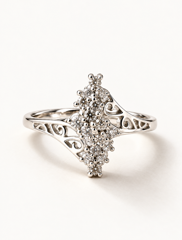 Vintage Filigree Diamond Shaped Ring