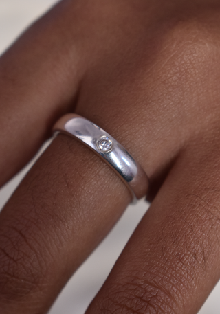 Engrave Diamond Ring