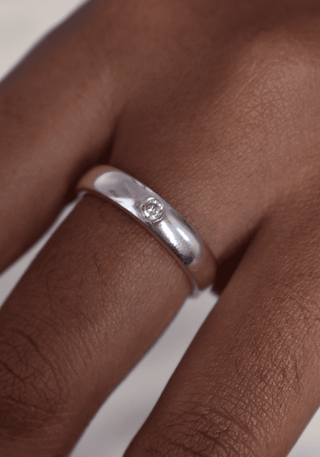 Engrave Diamond Ring